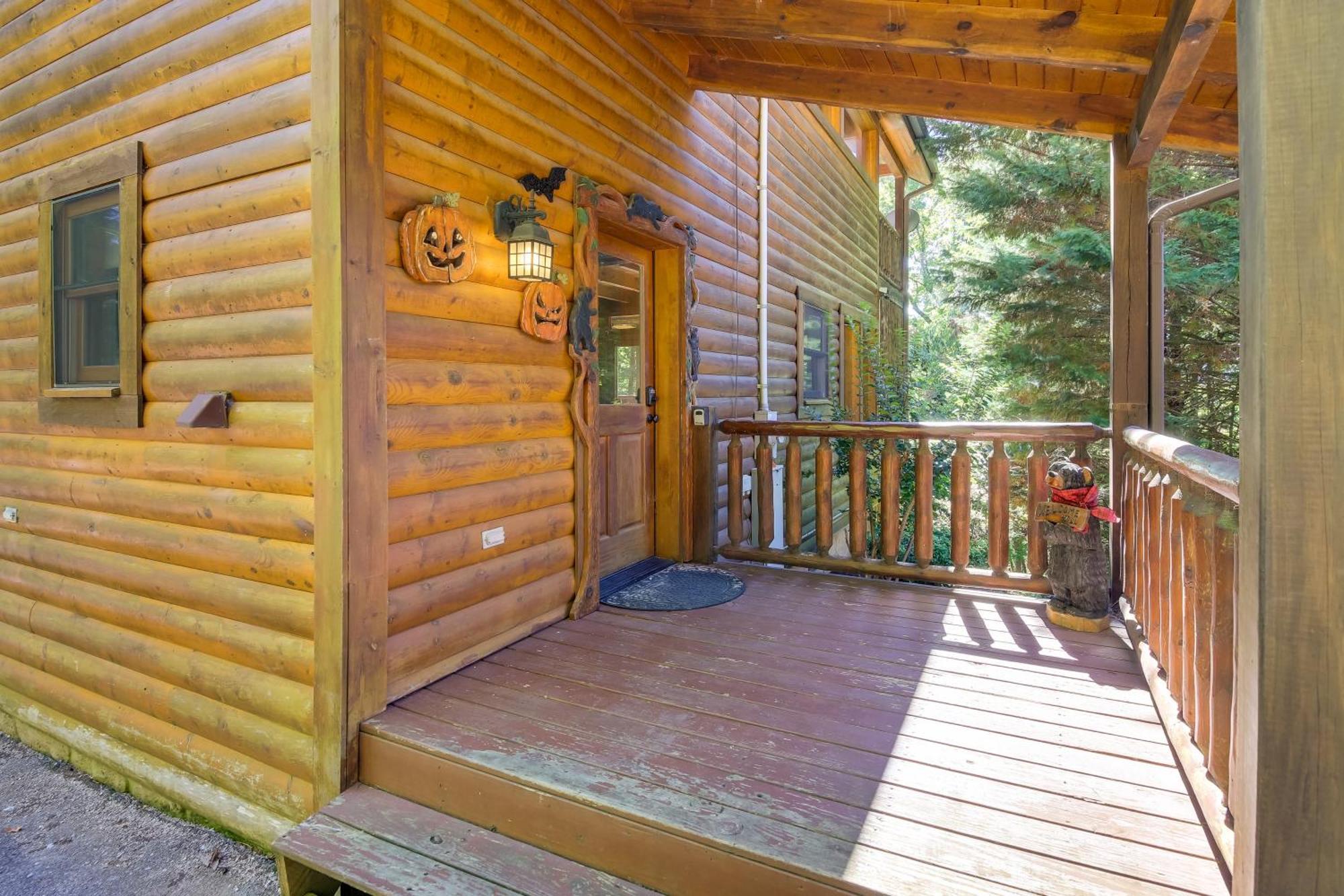Secluded And Wooded Wears Valley Cabin With Fire Pit! Sevierville Kültér fotó