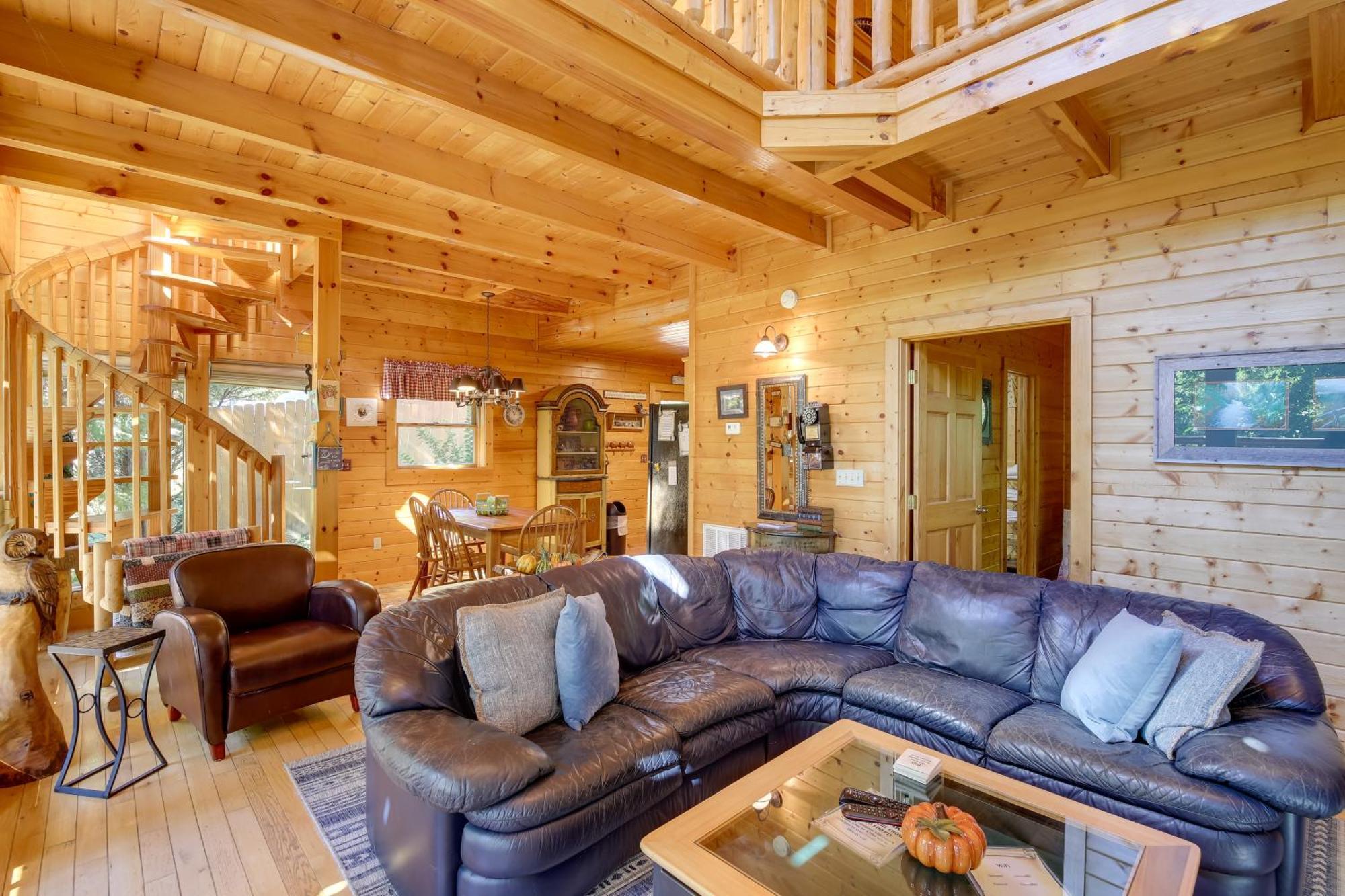 Secluded And Wooded Wears Valley Cabin With Fire Pit! Sevierville Kültér fotó